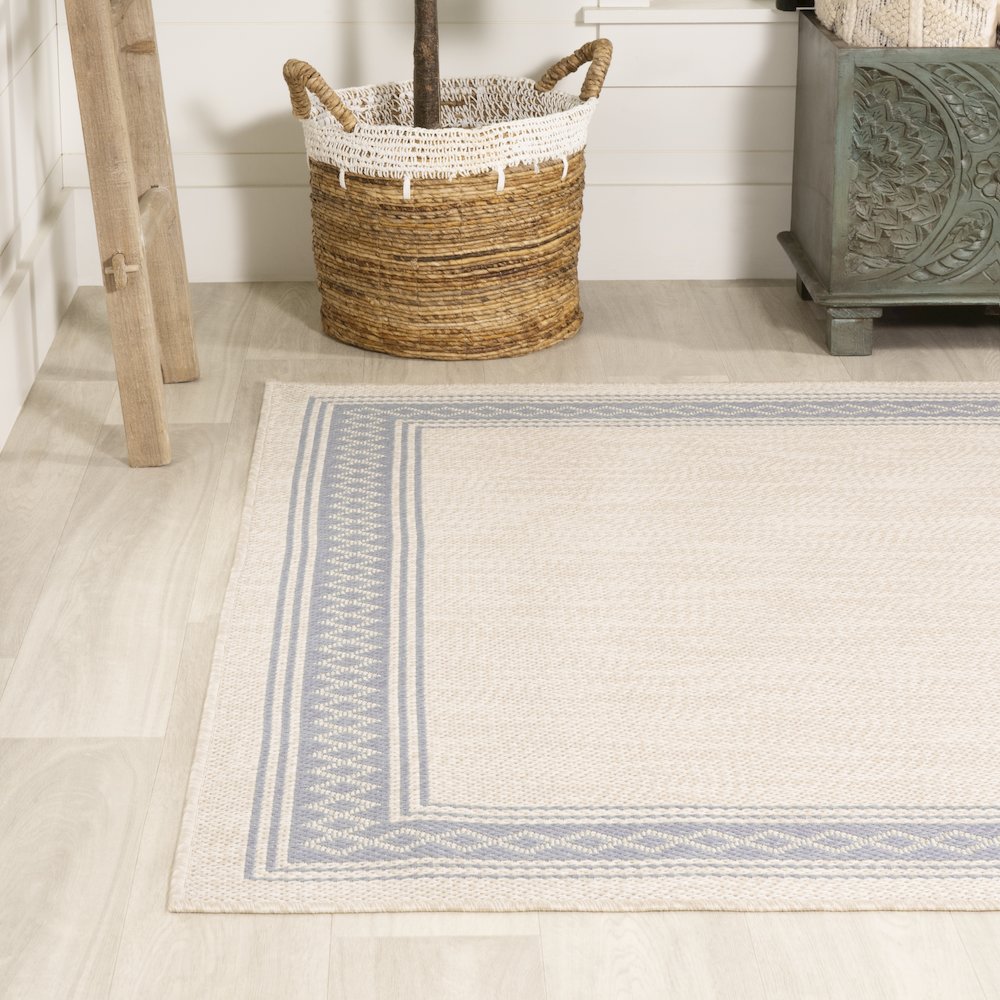 Lucia Classic Diamond Border Indoor/Outdoor Area Rug. Picture 3