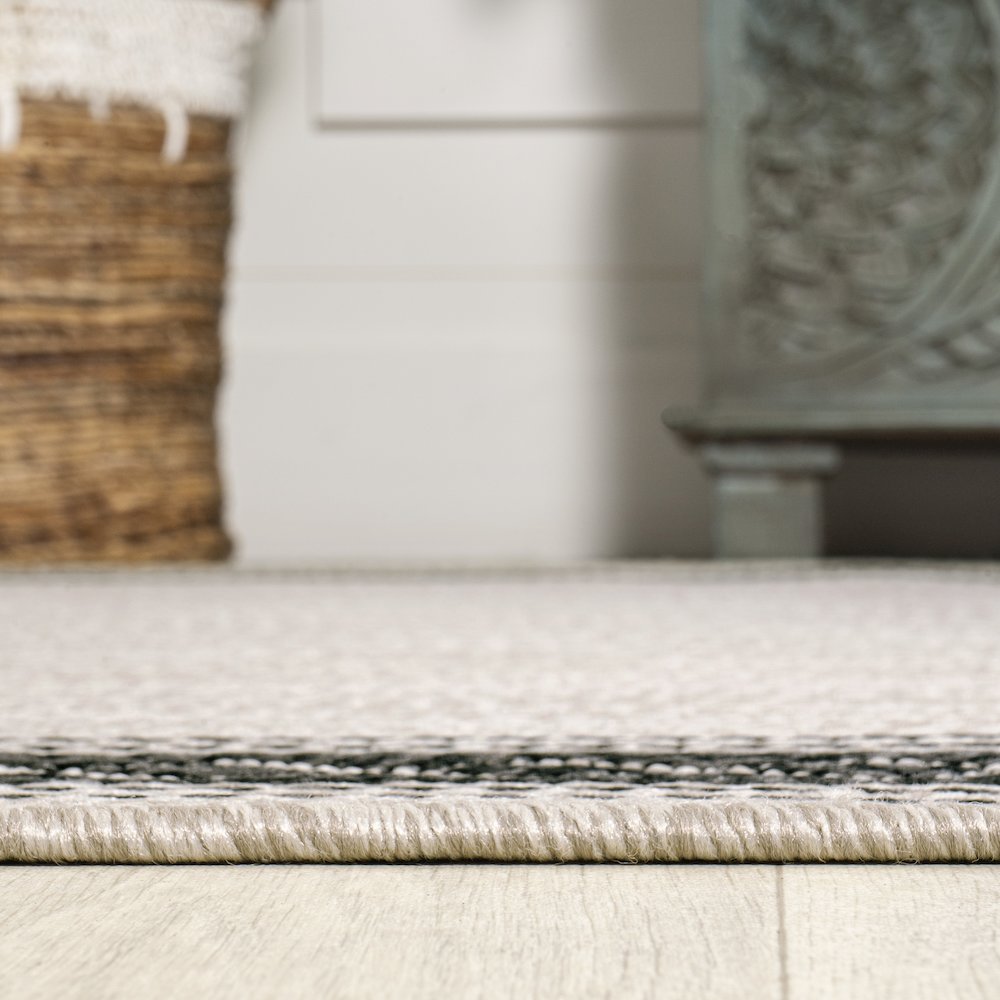 Lucia Classic Diamond Border Indoor/Outdoor Area Rug. Picture 9