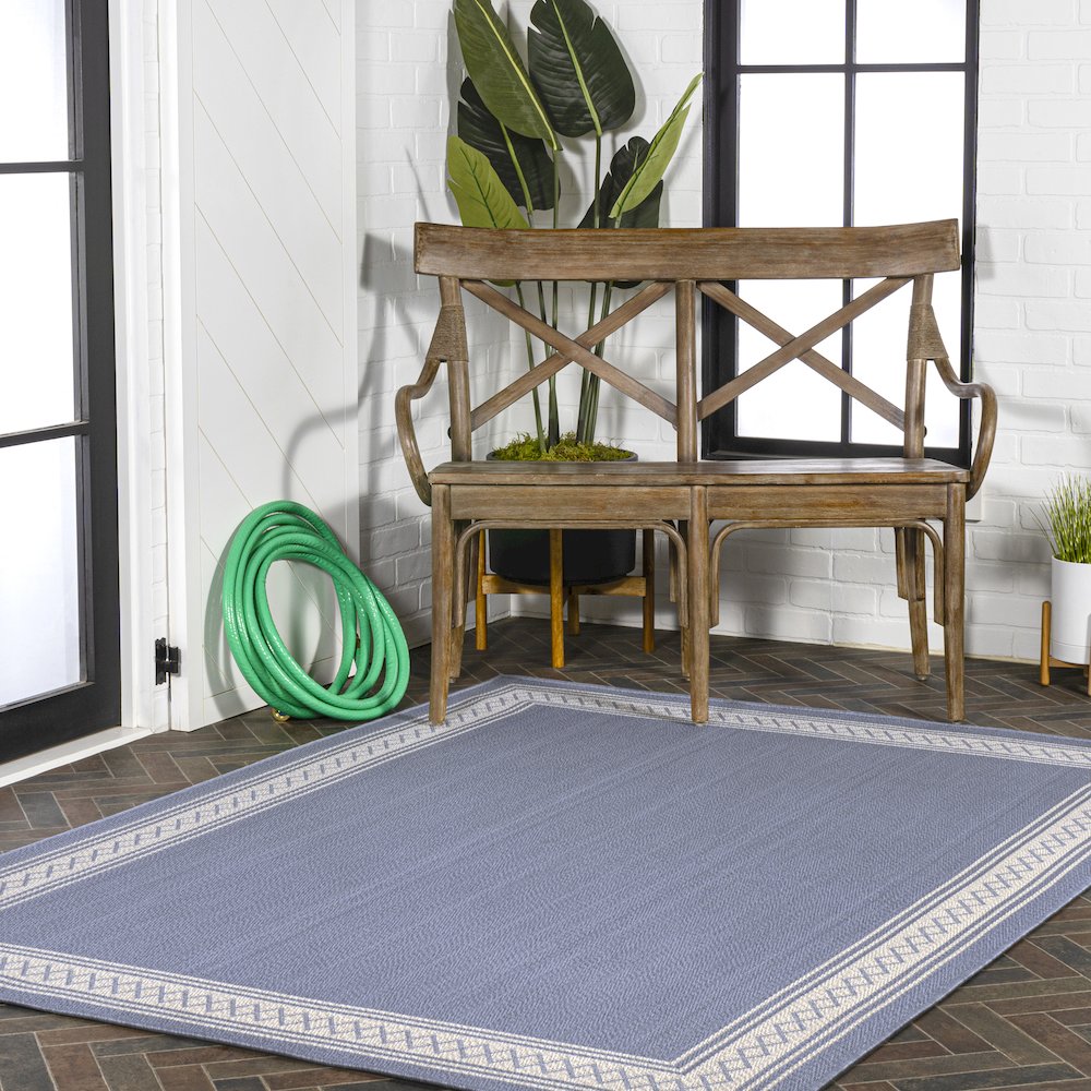 Lucia Classic Diamond Border Indoor/Outdoor Area Rug. Picture 9