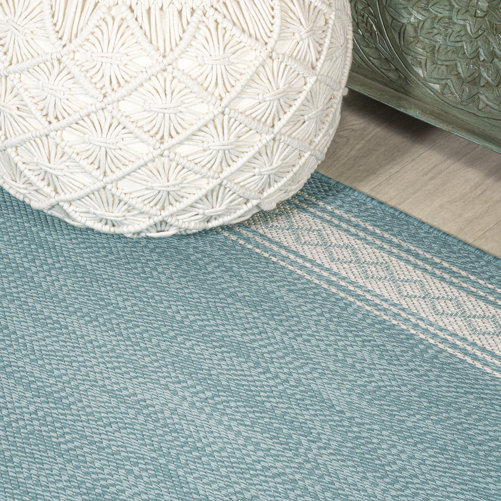 Lucia Classic Diamond Border Indoor/Outdoor Area Rug. Picture 4