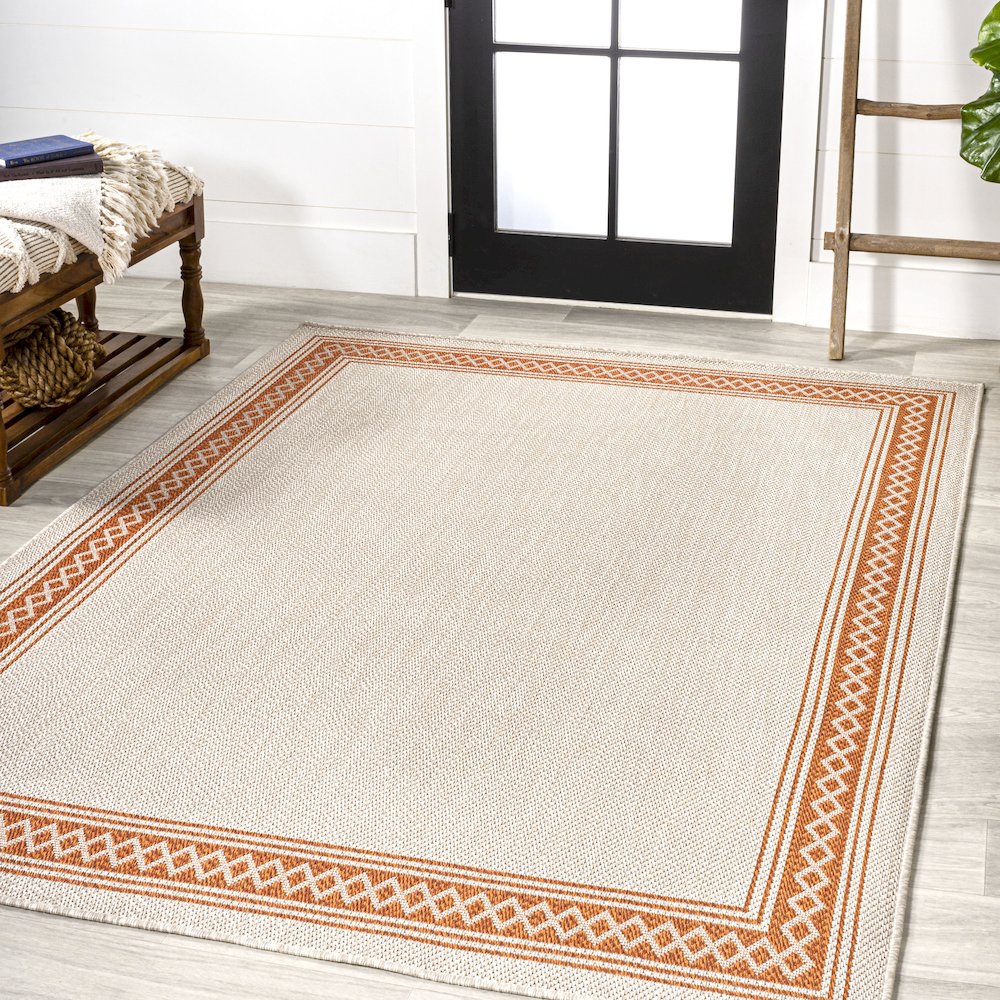 Lucia Classic Diamond Border Indoor/Outdoor Area Rug. Picture 2