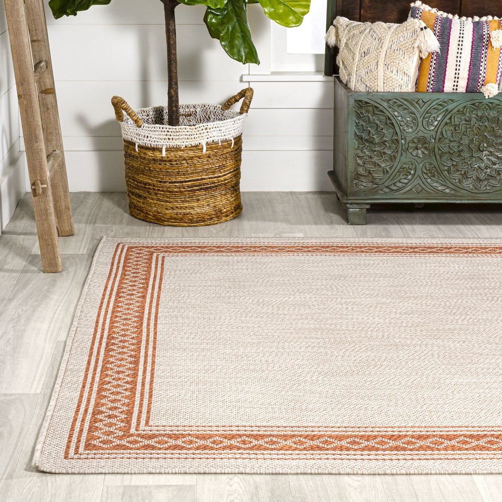 Lucia Classic Diamond Border Indoor/Outdoor Area Rug. Picture 3