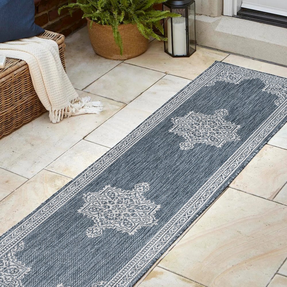 Vintage Casual Medallion Blue/Cream 2 ft. x 8 ft. Indoor/Outdoor Runner Rug. Picture 4