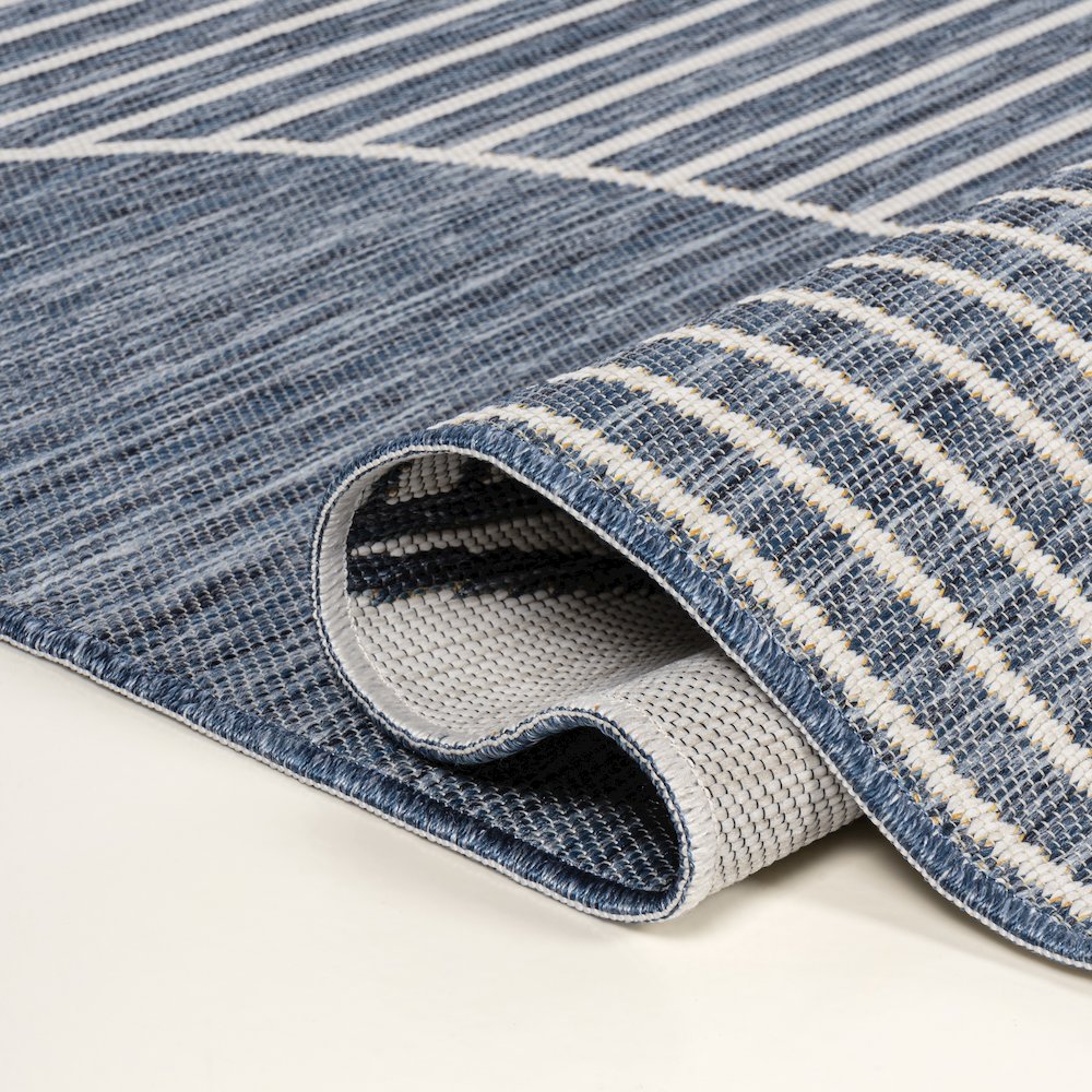 Geometric Lines Reversible Machine-Washable Indoor/Outdoor Area Rug. Picture 3