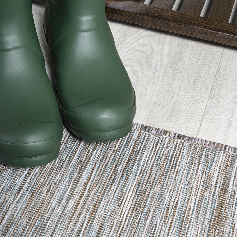 Ethan Modern Flatweave Solid Area Rug. Picture 4