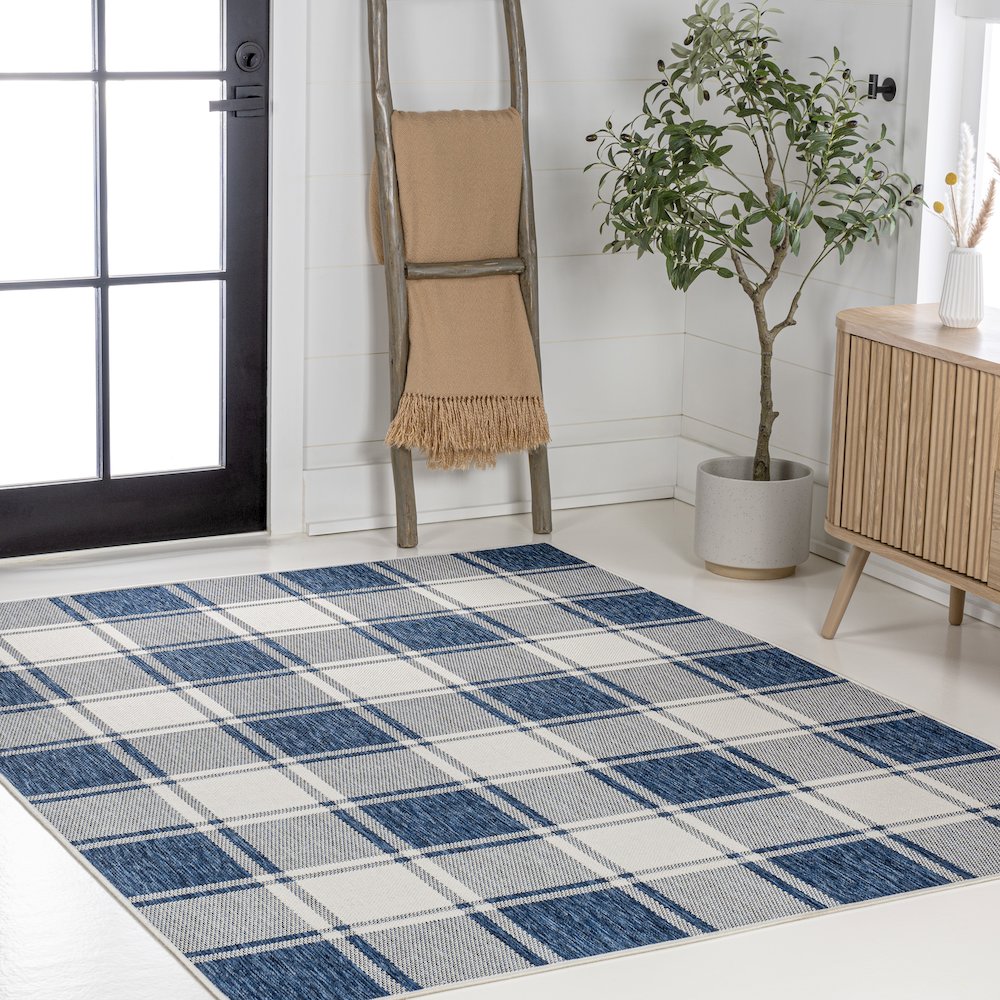 Sabine Traditional Farmhouse Bold Gingham Indoor/Outdoor Area Rug. Picture 3