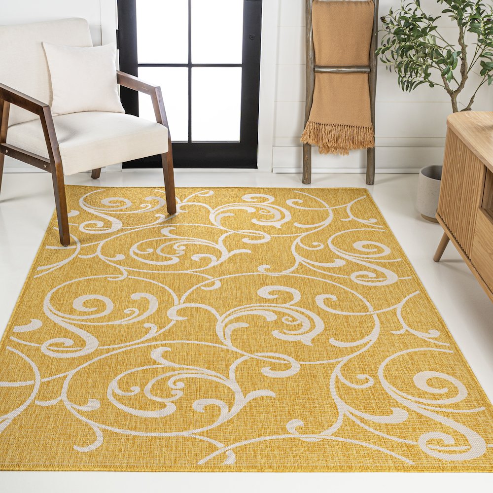Maribel Traditional Classic All-Over Scroll Indoor/Outdoor Area Rug. Picture 2