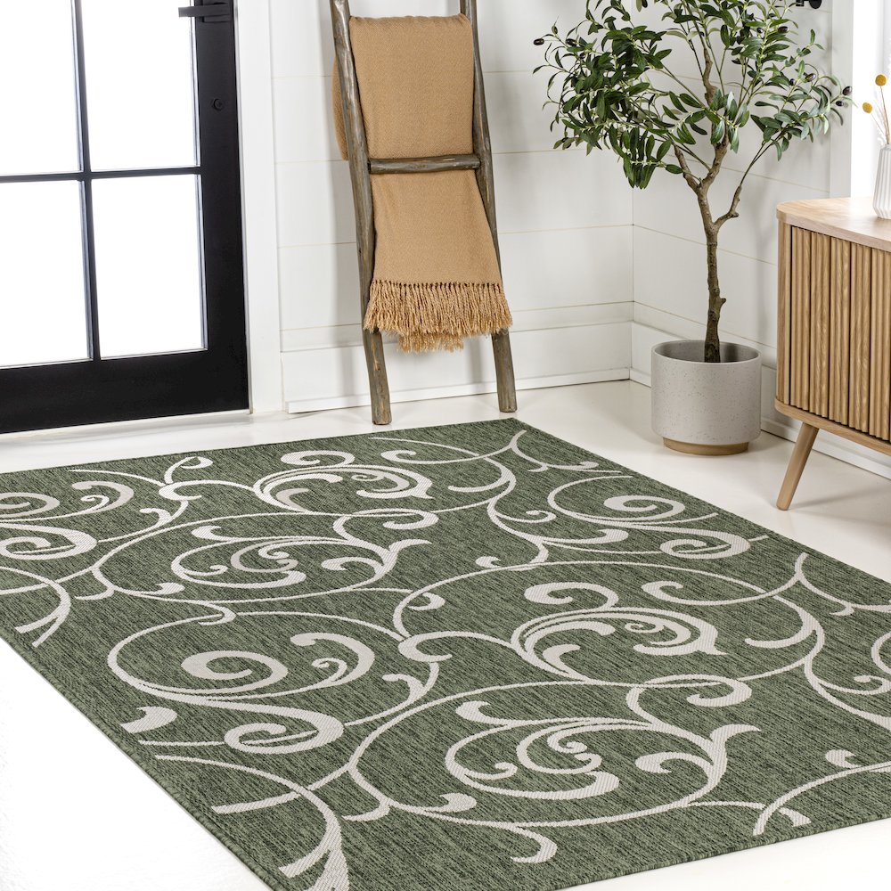 Maribel Traditional Classic All-Over Scroll Indoor/Outdoor Area Rug. Picture 3