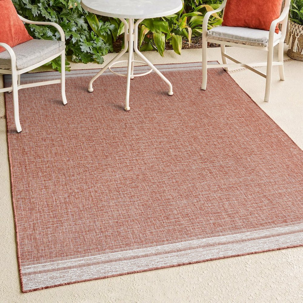 Alda Modern Minimalist Mingled Solid Indoor/Outdoor Area Rug. Picture 4