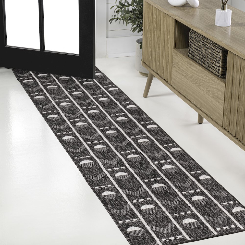 Soren Modern Geometric Black/Cream 2 ft. x 8 ft. Indoor/Outdoor Runner Rug. Picture 3