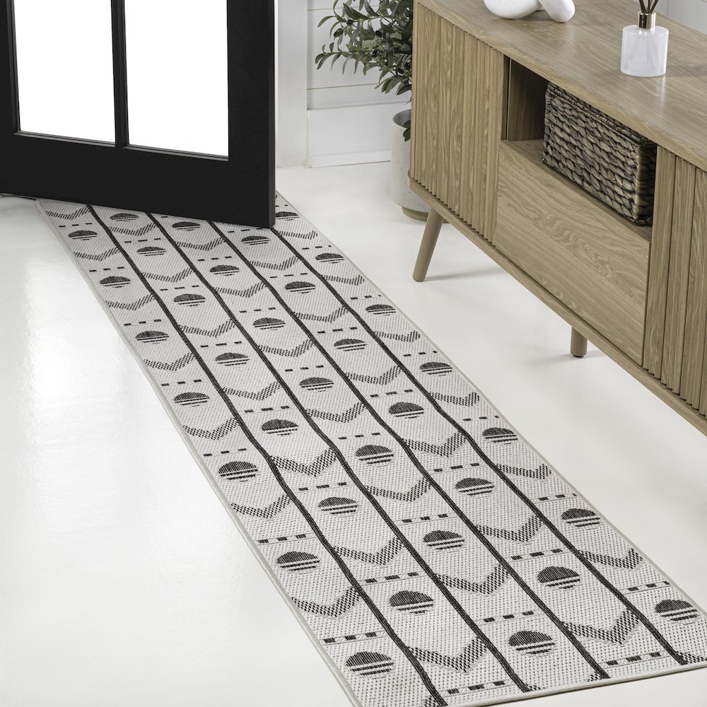 Soren Modern Geometric Cream/Black 2 ft. x 8 ft. Indoor/Outdoor Runner Rug. Picture 3