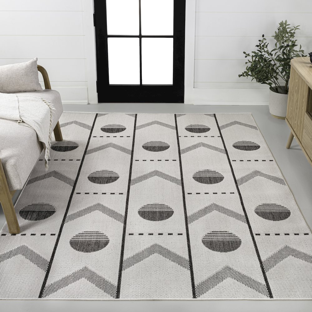 Soren Modern Geometric Cream/Black 2 ft. x 8 ft. Indoor/Outdoor Runner Rug. Picture 2