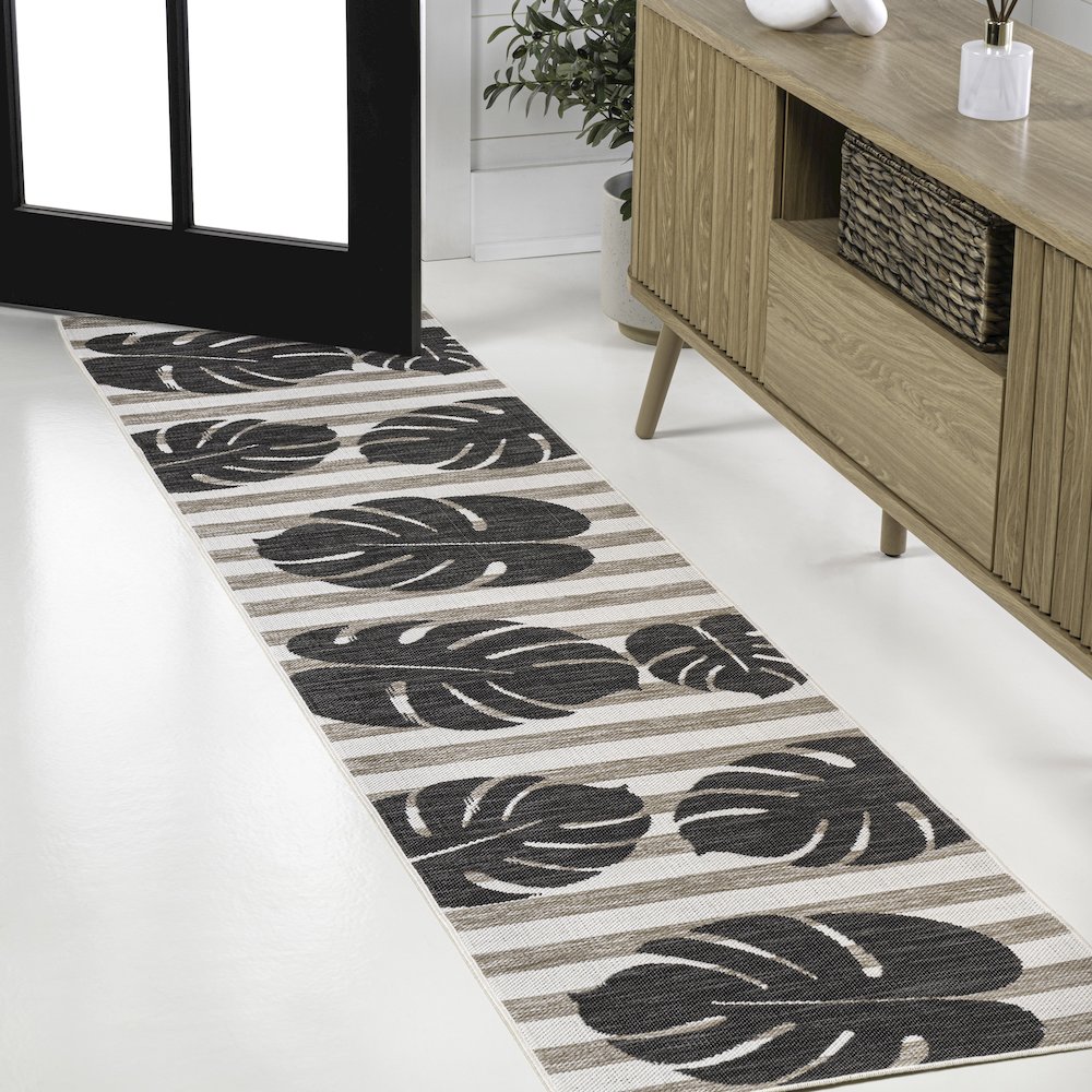 and Monstera Leaf Black/Beige 2 ft. x 8 ft. Indoor/Outdoor Runner Rug. Picture 3