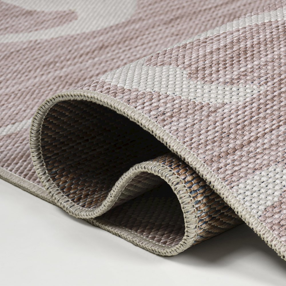 Flamingos Two-Tone Pink/Cream 3 ft. x 5 ft. Indoor/Outdoor Area Rug. Picture 5