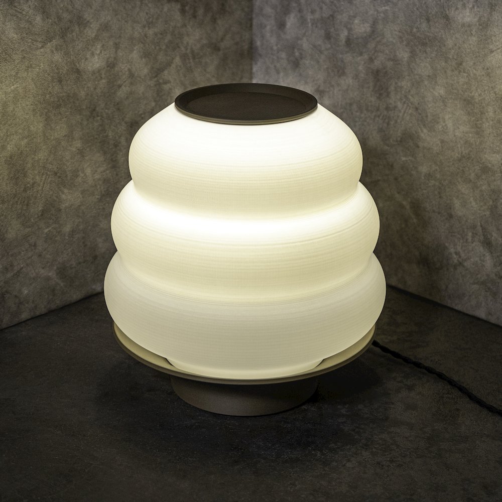 Plant-Based Pla 3D Printed Dimmable Led Table Lamp, White/Brown. Picture 2