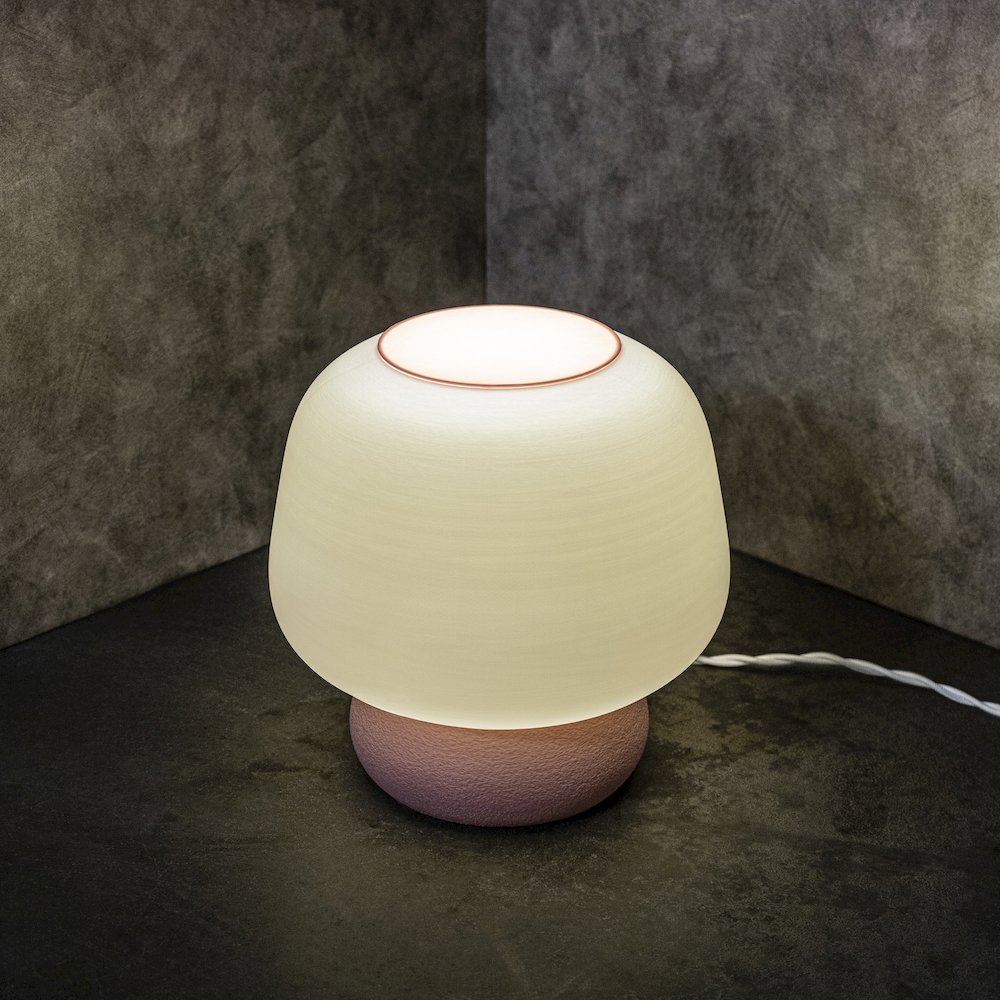 Plant-Based Pla 3D Printed Dimmable Led Table Lamp, White/Light. Picture 2
