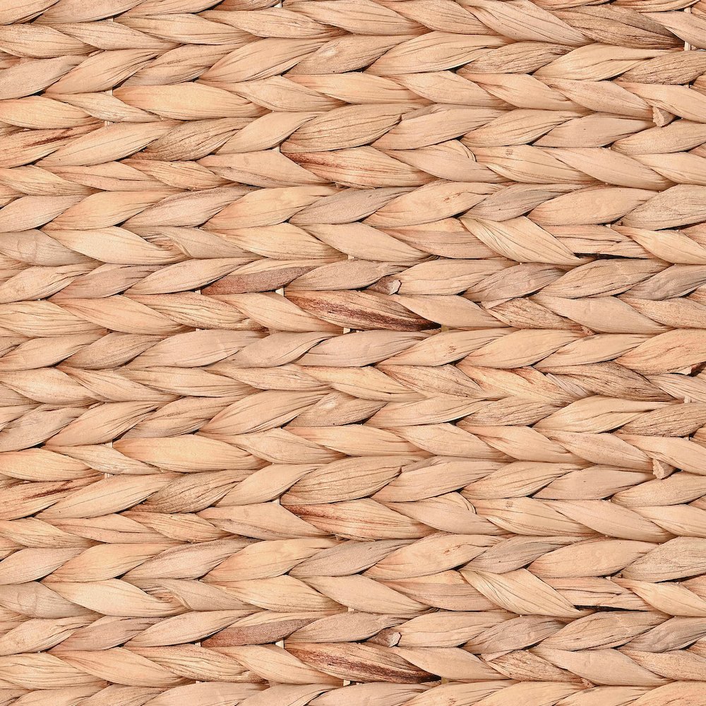 Annulus 3-Shelf Circular Handwoven Hyacinth Wall Rack. Picture 2