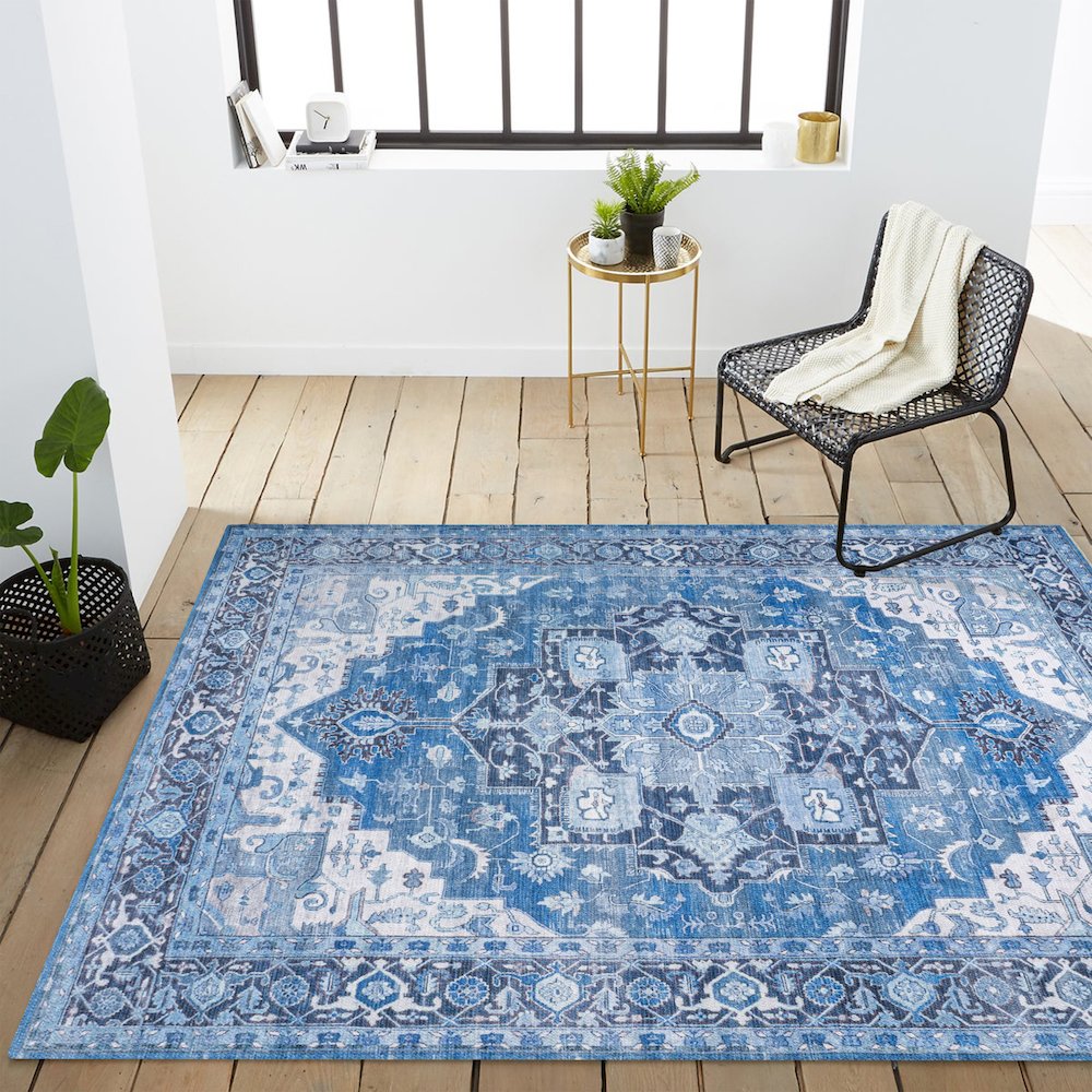 Maris Ornate Medallion Washable Indoor/Outdoor Area Rug. Picture 11