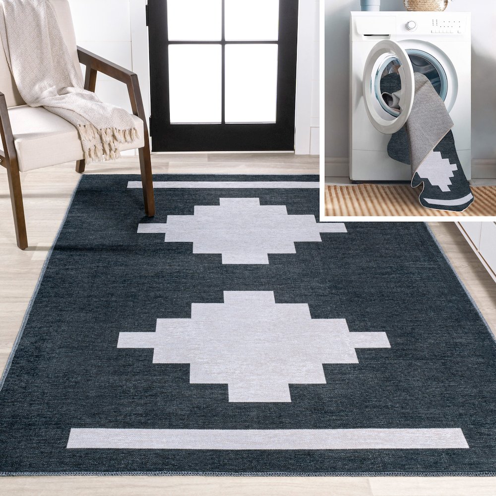 Adriel Geometric Medallion Machine-Washable Area Rug. Picture 4