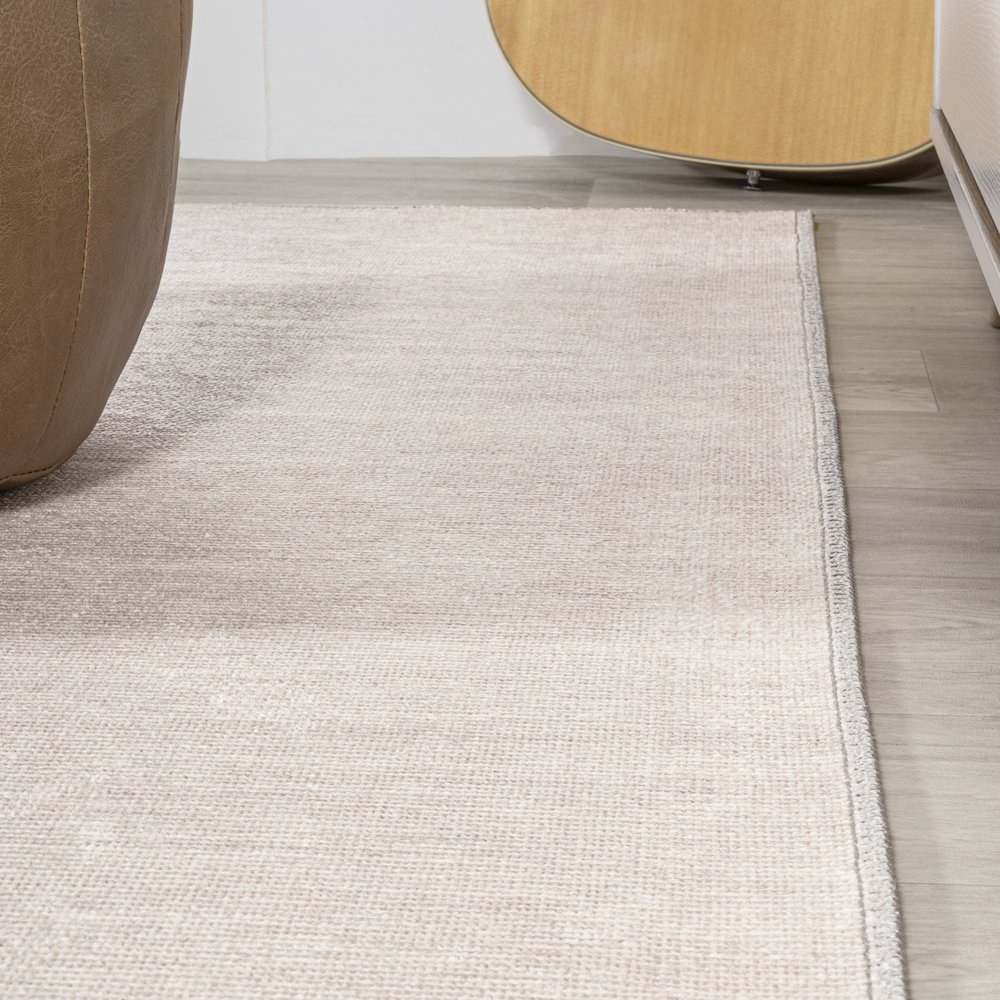 Luola Minimalist Geometric Machine Washable Area Rug. Picture 5