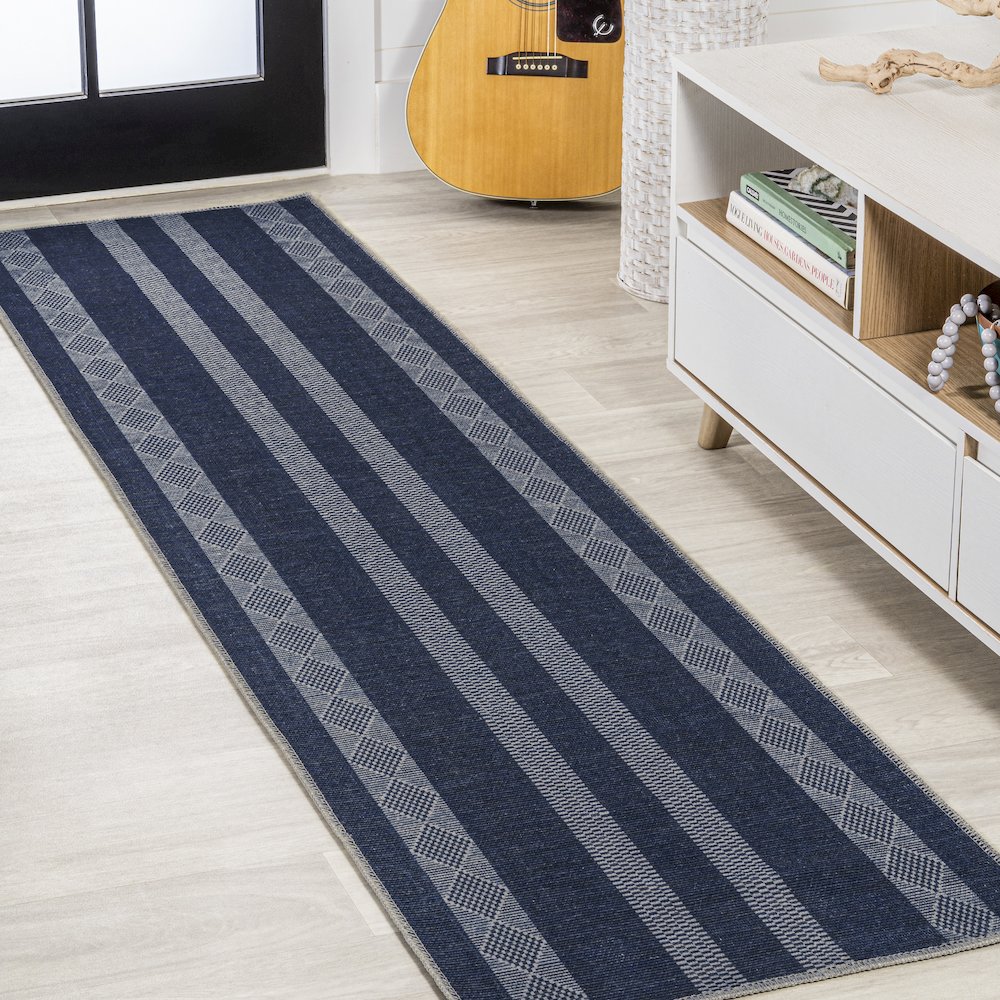 Nautisk Trellis Stripe Machine Washable Area Rug. Picture 2