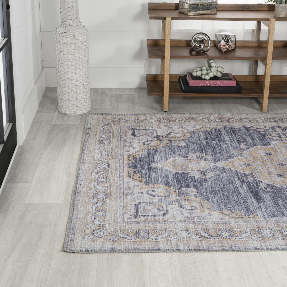 Wincer Chenille Cottage Medallion Machine-Washable Area Rug. Picture 1