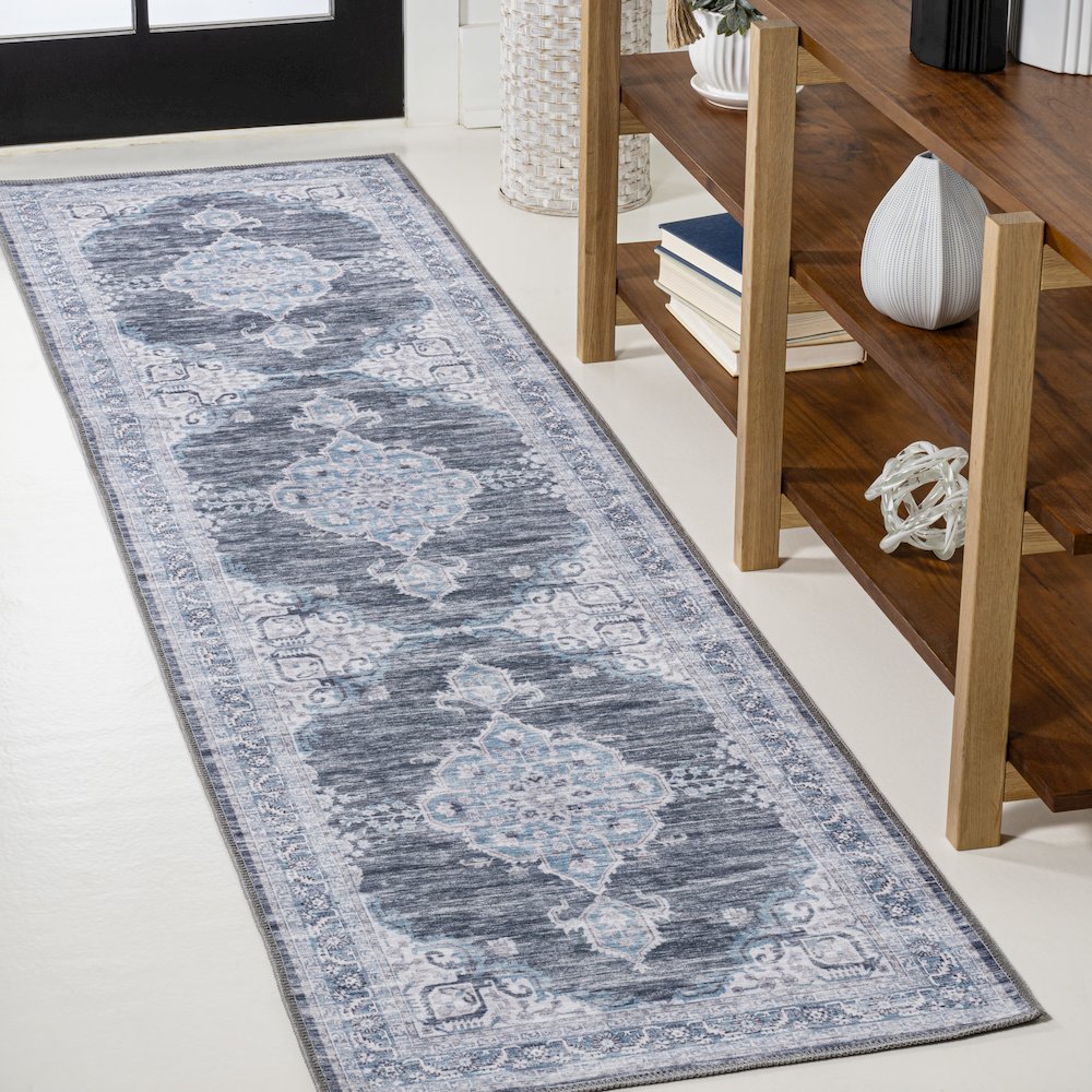 Wincer Chenille Cottage Medallion Machine-Washable Runner Rug. Picture 1
