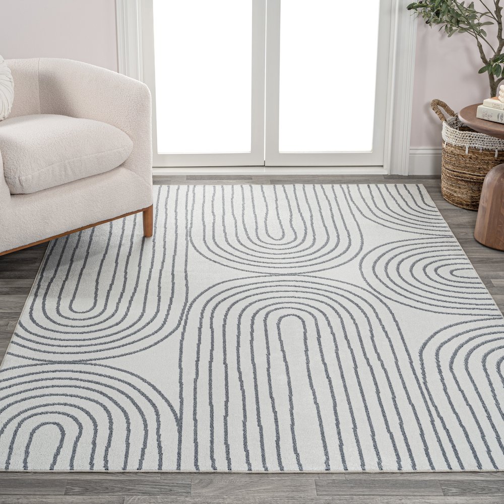 Doodle Contemporary Glam Geometric Machine-Washable Area Rug. Picture 2
