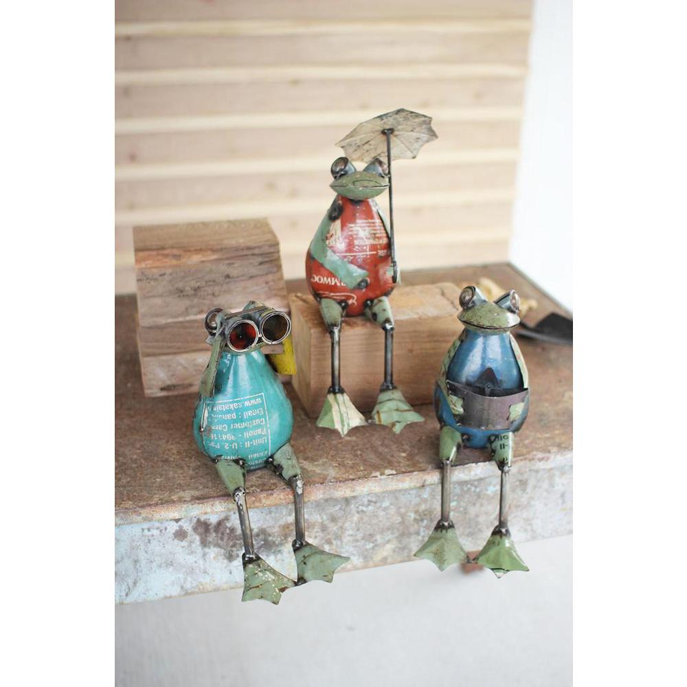 Set Of Three Recycled Iron Frogs. Picture 2