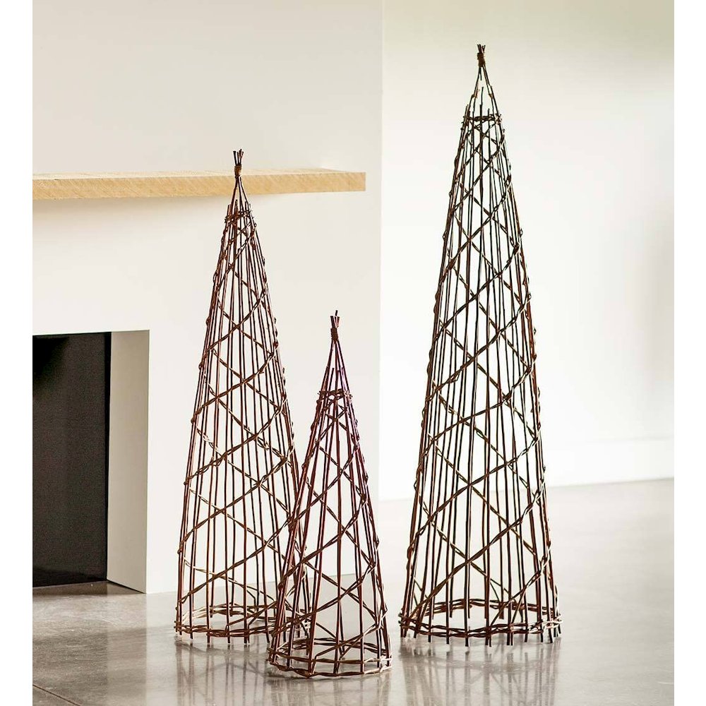 Set Of Three Nesting Twig Christmas Trees. Picture 2