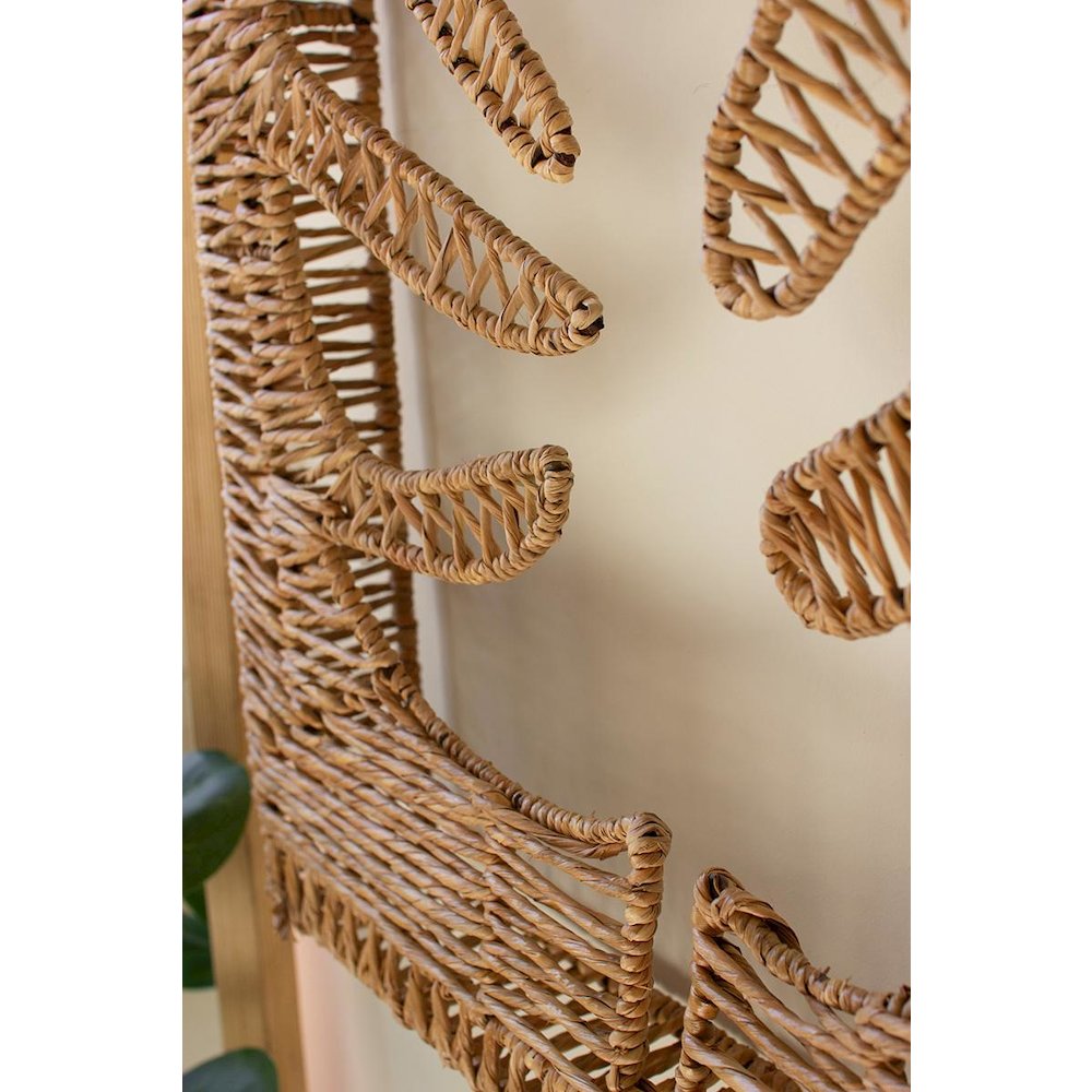 Woven Seagrass And Iron Leaf Wall Panel. Picture 2
