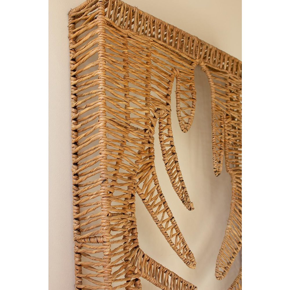 Woven Seagrass And Iron Leaf Wall Panel. Picture 3