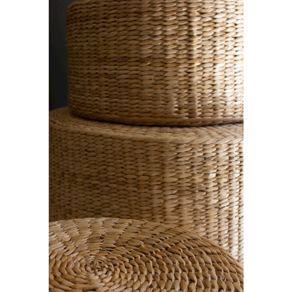 Set Of Three Round Natural Seagrass Risers. Picture 4