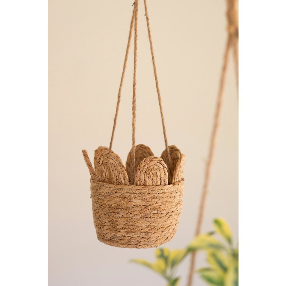 Woven Seagrass Hanging Planter Basket. Picture 4