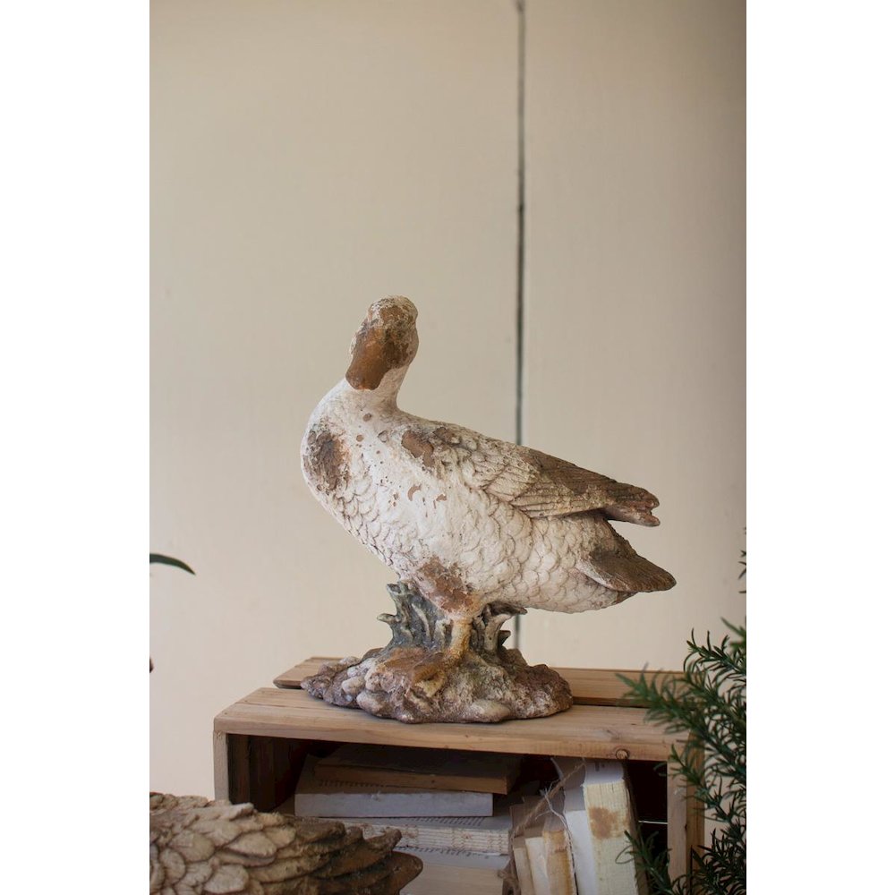 Faux Concrete Duck - Head To The Side. Picture 3