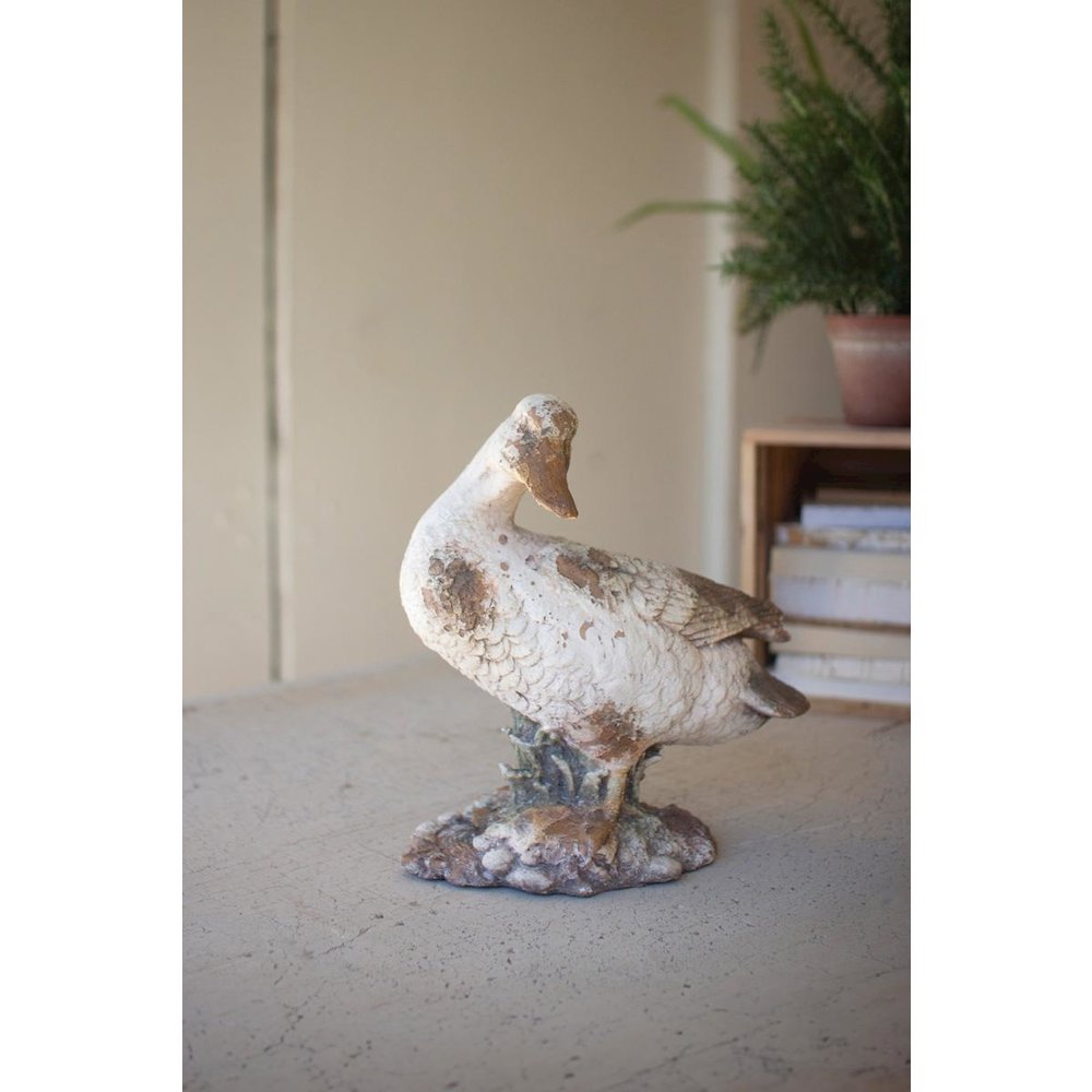 Faux Concrete Duck - Head To The Side. Picture 4