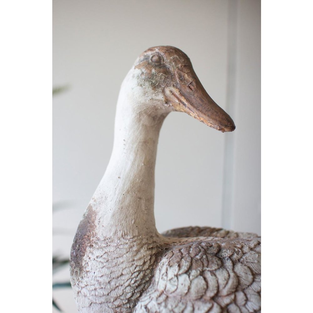 Faux Concrete Duck - Head Up. Picture 5
