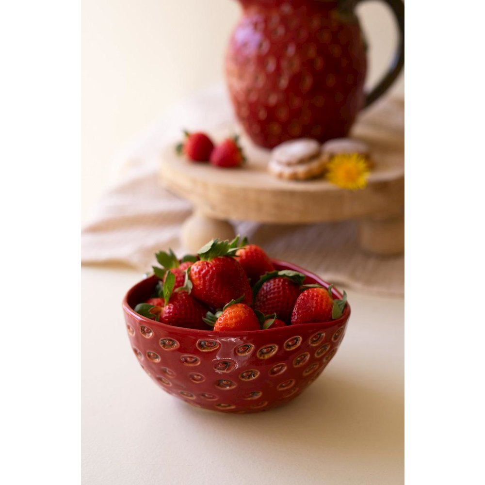 Ceramic Strawberry Bowl. Picture 5