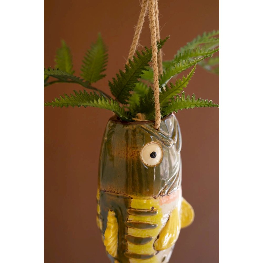 Hanging Largemouth Bass Planter. Picture 4