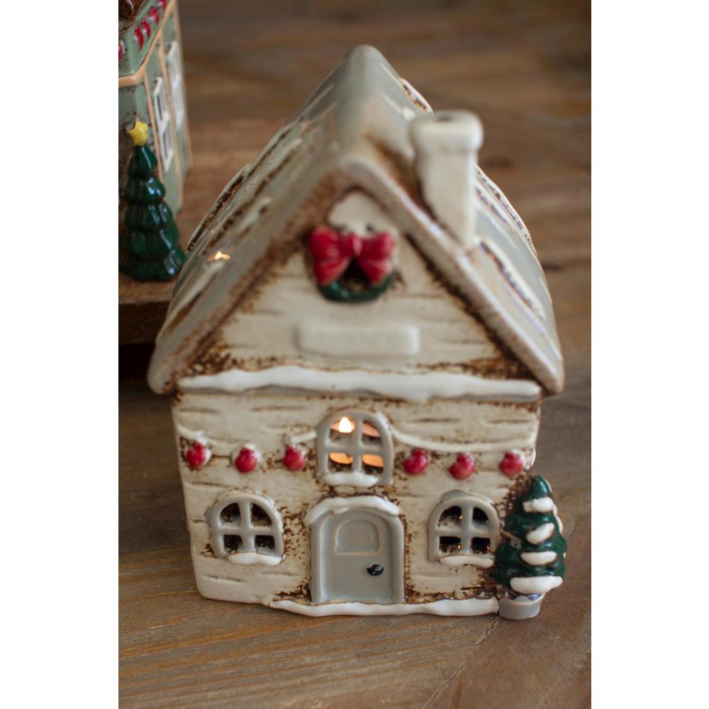 Set Of Four Ceramic Christmas Village. Picture 2