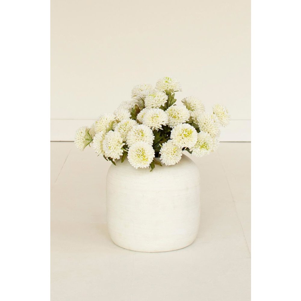 Bundle of Seven Artificial Dalhias - White. Picture 2
