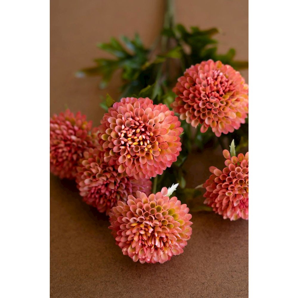 Bundle of Seven Artificial Dalhias - Blush. Picture 4