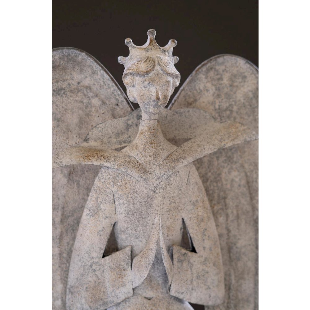 Rustic Metal Christmas Angel. Picture 3