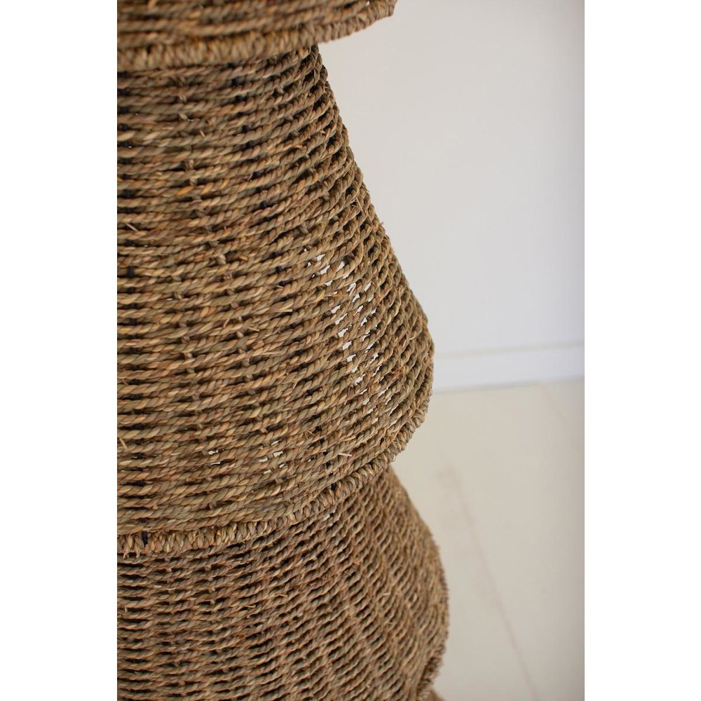 Woven Vine Christmas Tree. Picture 5