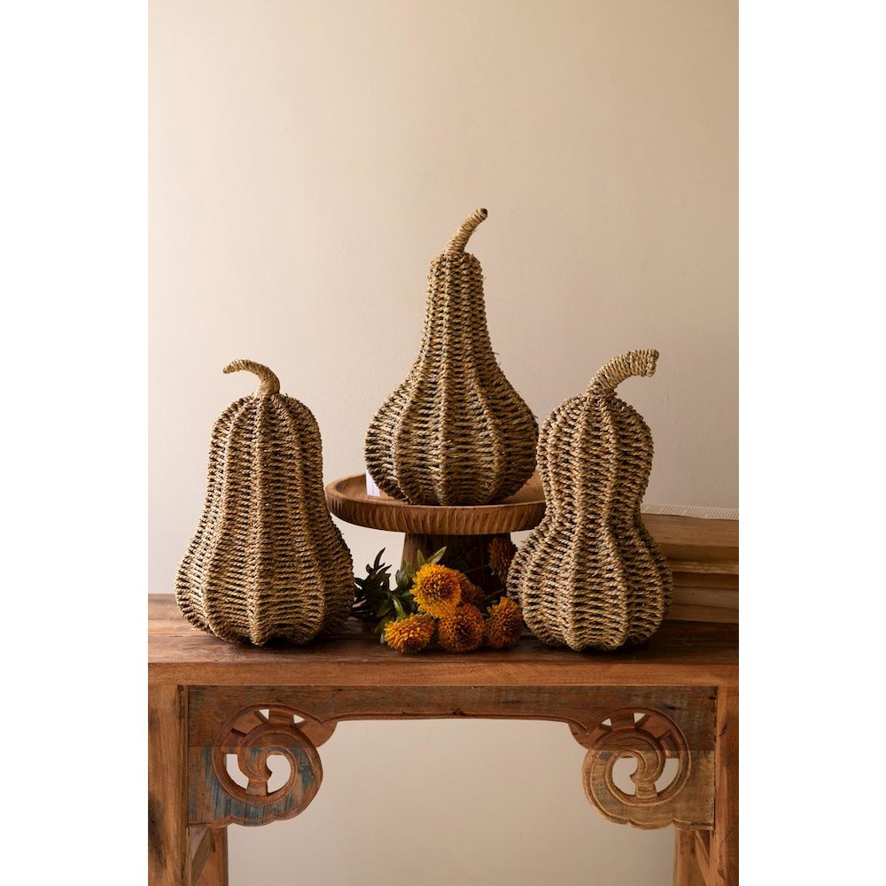 Set Of Three Woven Vine Gourds. Picture 1