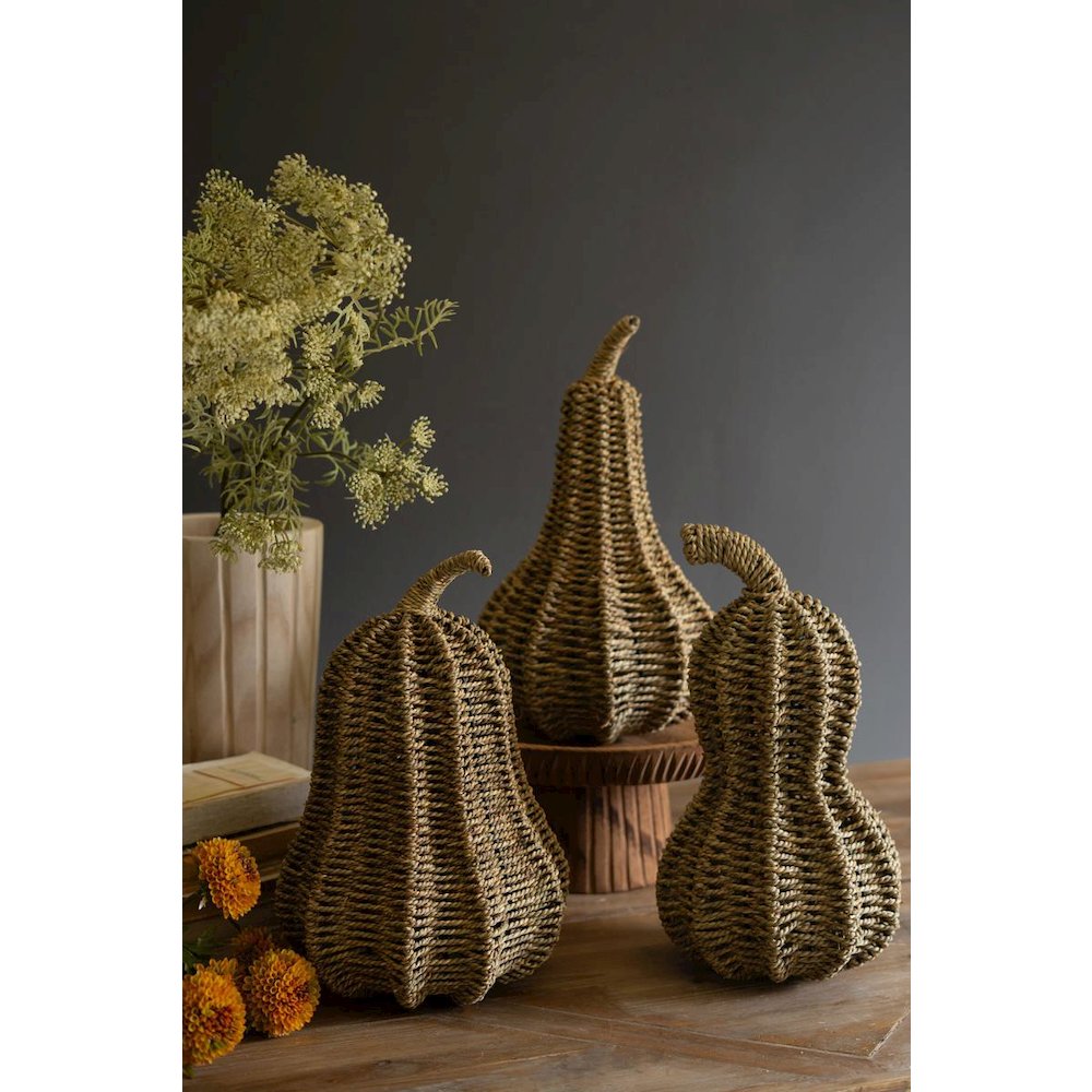 Set Of Three Woven Vine Gourds. Picture 2
