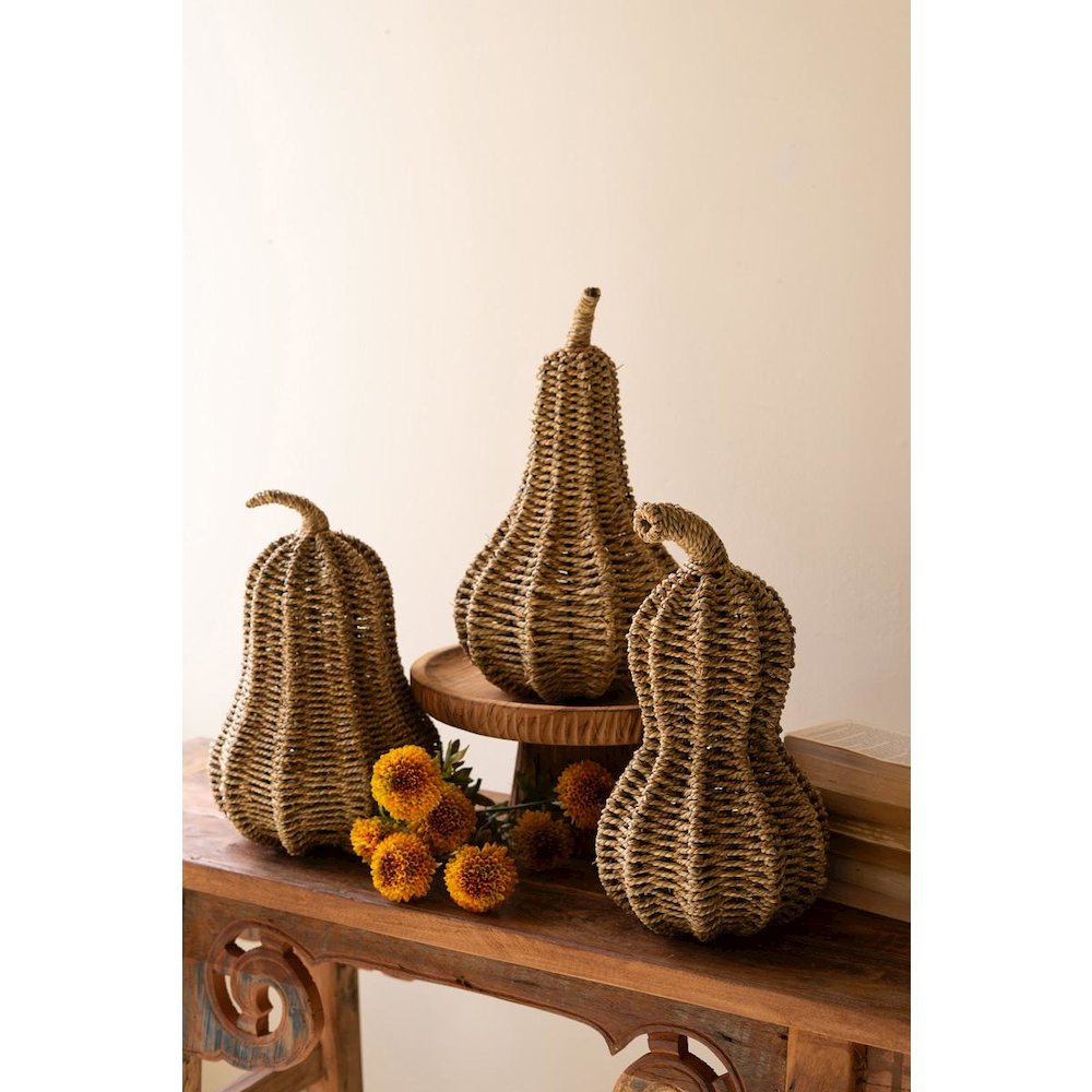Set Of Three Woven Vine Gourds. Picture 3