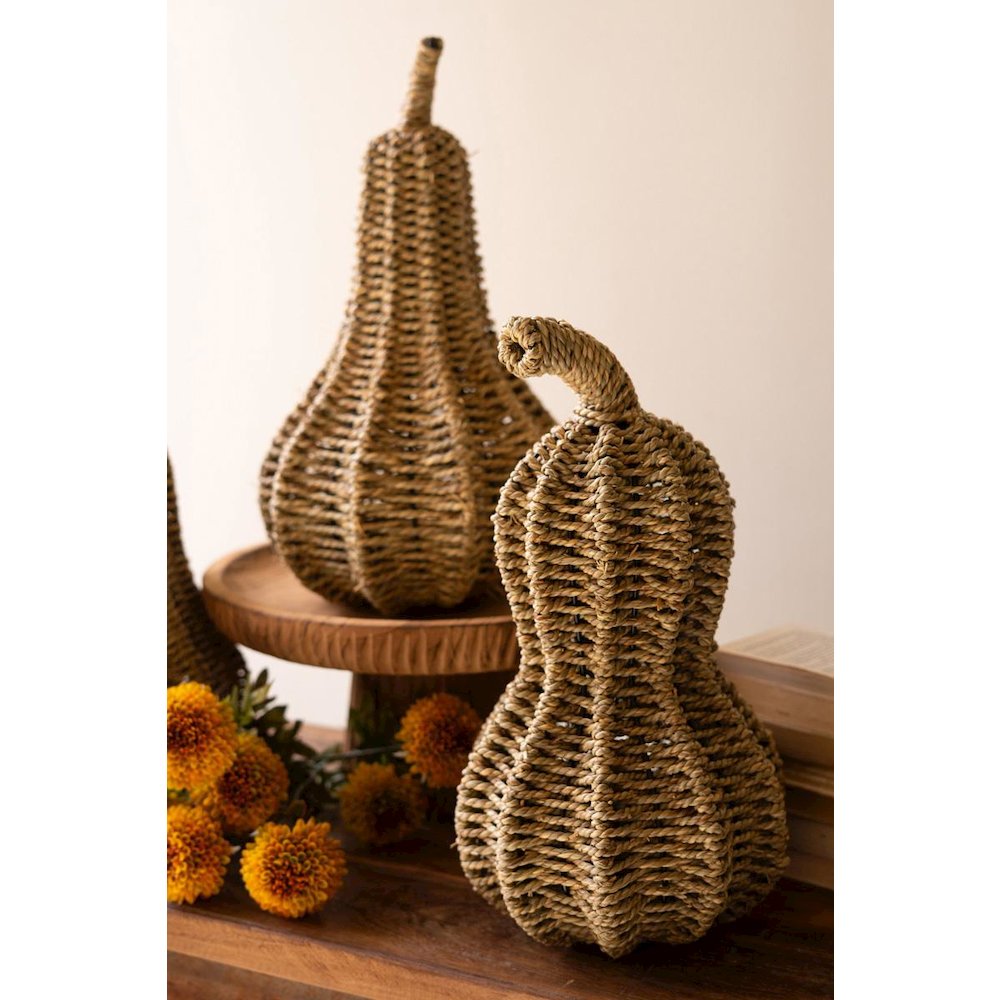 Set Of Three Woven Vine Gourds. Picture 4