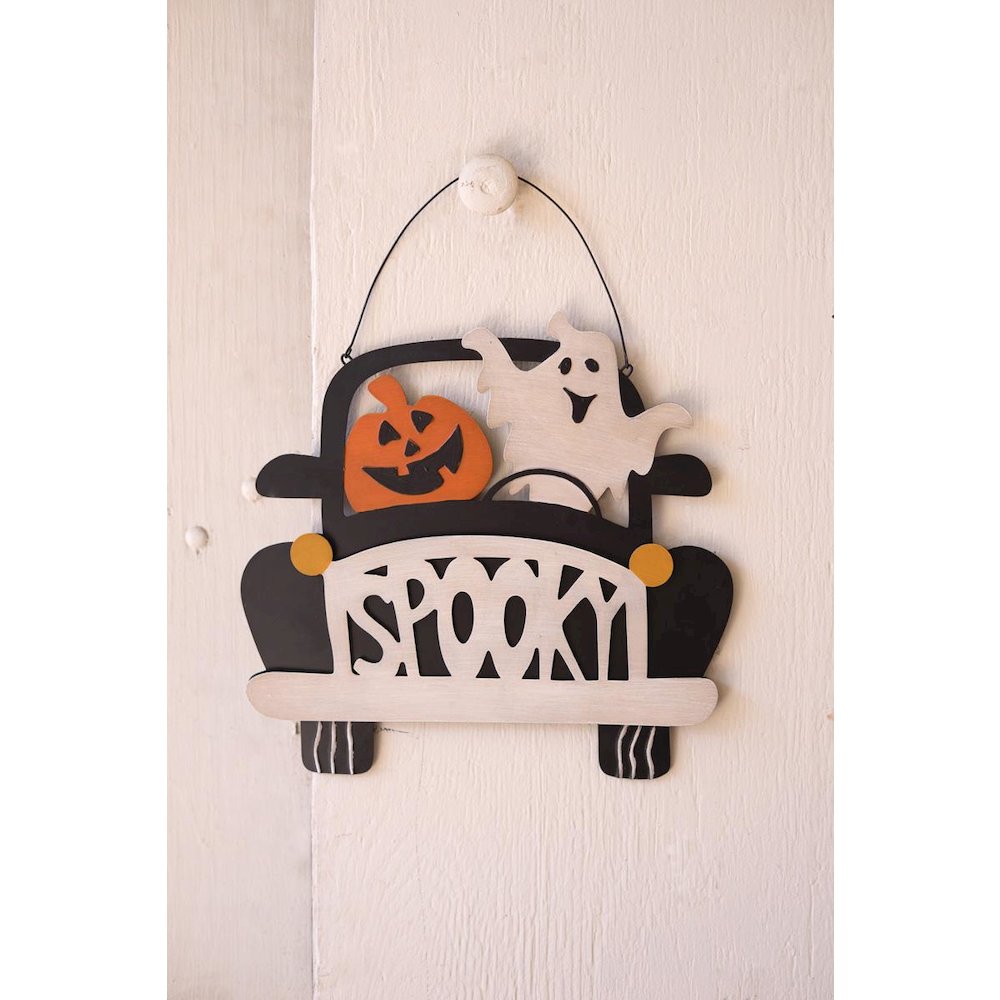 Halloween "Spooky" Door Sign. Picture 1