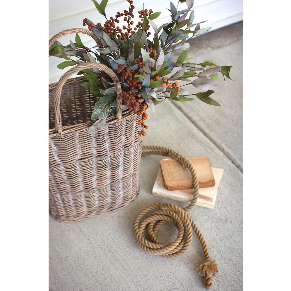 Set Of Two Tall Oval Wicker Baskets. Picture 3